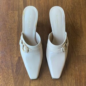 Liz Claiborne Women's Beige Mules with Buckle